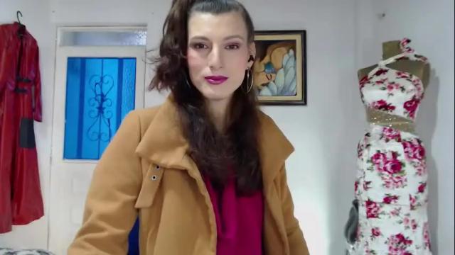 Image 4 of moira_hot Stream on Chaturbate on 28 days ago