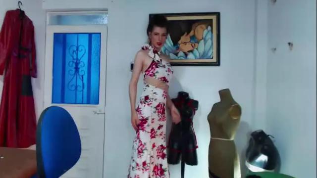 Image 11 of moira_hot Stream on Chaturbate on 26 days ago