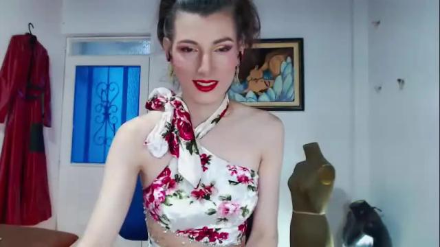 Image 12 of moira_hot Stream on Chaturbate on 26 days ago