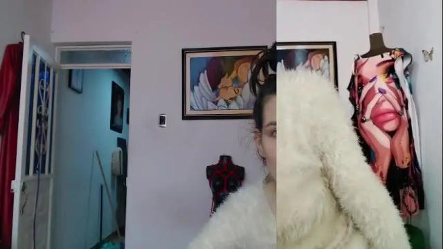 Image 6 of moira_hot Stream on Chaturbate on 23 days ago