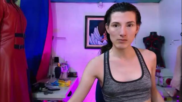 Image 3 of moira_hot Stream on Chaturbate on 2 days ago