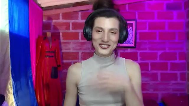 Image 7 of moira_hot Stream on Chaturbate on 3 months ago