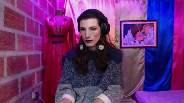 Image 6 of moira_hot Stream on Chaturbate on 2 months ago