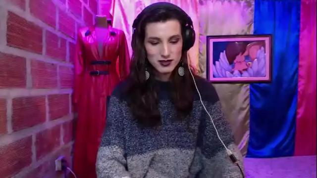 Image 7 of moira_hot Stream on Chaturbate on 2 months ago