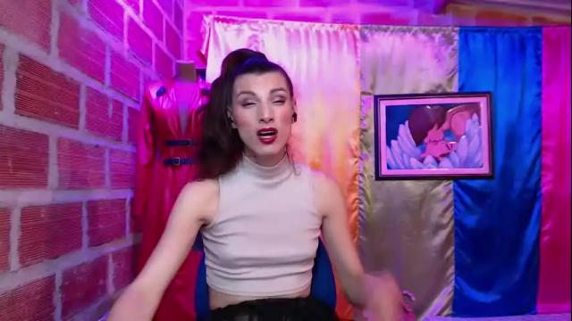 Image 3 of moira_hot Stream on Chaturbate on 2 months ago