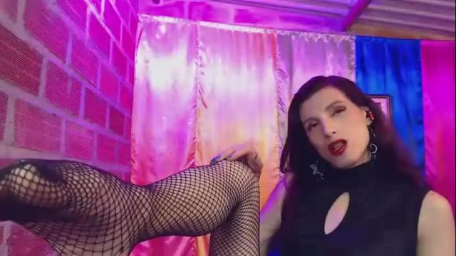 Image 12 of moira_hot Stream on Chaturbate on 2 months ago