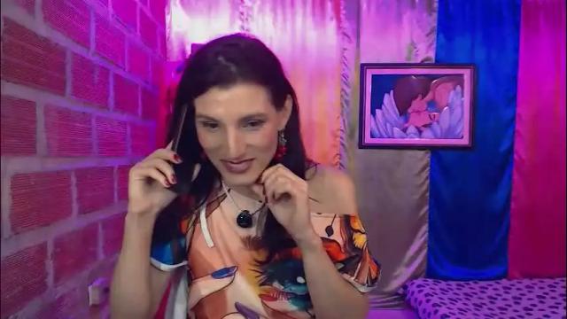 Image 6 of moira_hot Stream on Chaturbate on 1 month ago