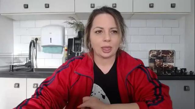 Thumbnail 1, mojjo_erika's Stream at Chaturbate, 1 month ago