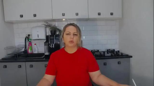 Image 6 of mojjo_erika Stream on Chaturbate on 9 days ago