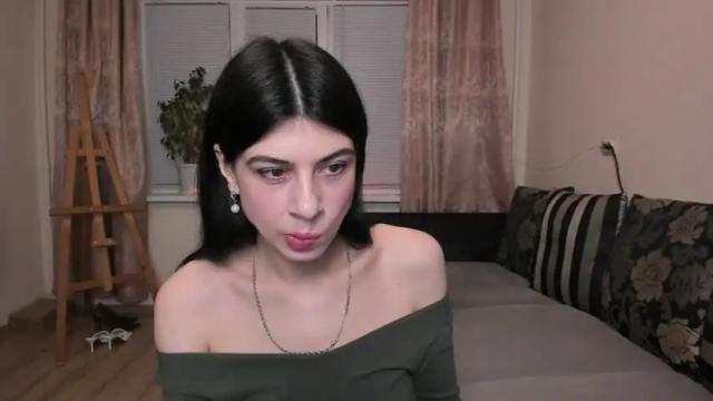 Image 3 of molaganna Stream on Chaturbate on 15 months ago