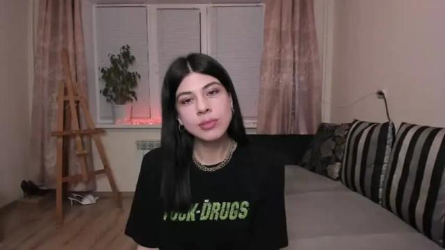 Image 12 of molaganna Stream on Chaturbate on 14 months ago