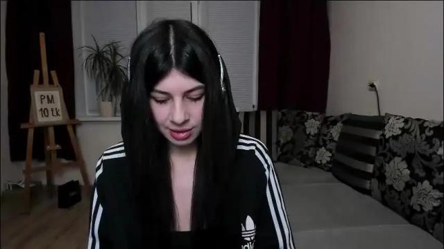 Image 2 of molaganna Stream on Chaturbate on 1 month ago