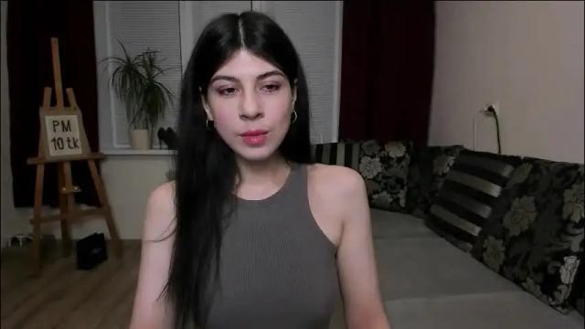 Image 3 of molaganna Stream on Chaturbate on 27 days ago