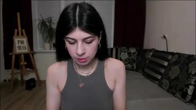 Image 4 of molaganna Stream on Chaturbate on 27 days ago