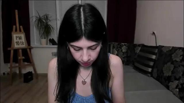 Image 3 of molaganna Stream on Chaturbate on 24 days ago