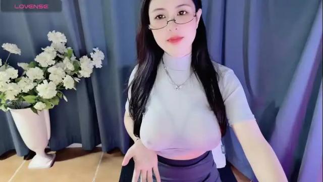 Image 4 of moli666 Stream on Chaturbate on 29 days ago