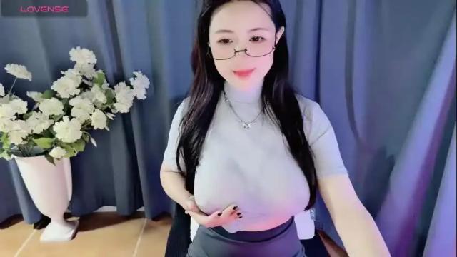 Image 8 of moli666 Stream on Chaturbate on 29 days ago