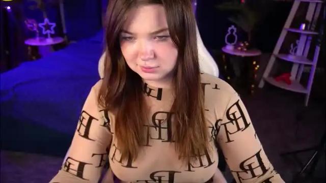 Thumbnail 1, molinmoon's Stream at Chaturbate, 1 month ago