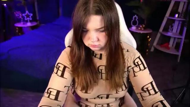 Thumbnail 2, molinmoon's Stream at Chaturbate, 1 month ago