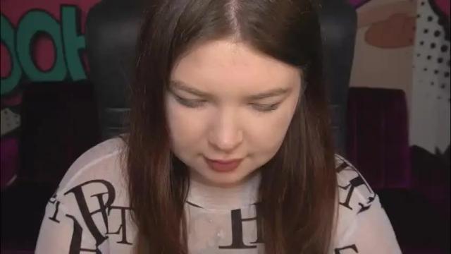 Image 2 of molinmoon Stream on Chaturbate on 1 month ago