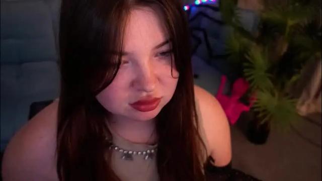 Image 3 of molinmoon Stream on Chaturbate on 3 days ago