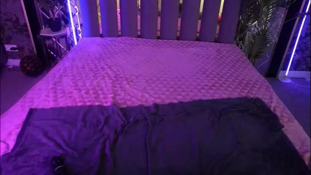 Thumbnail 1, molinmoon's Stream at Chaturbate, 1 month ago