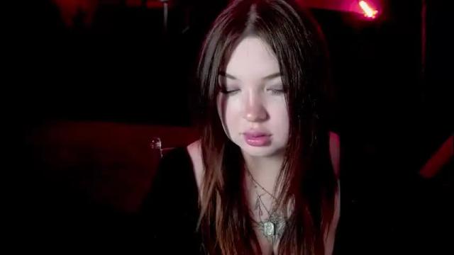 Image 4 of molinmoon Stream on Chaturbate on 1 month ago