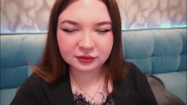 Image 12 of molinmoon Stream on Chaturbate on 29 days ago