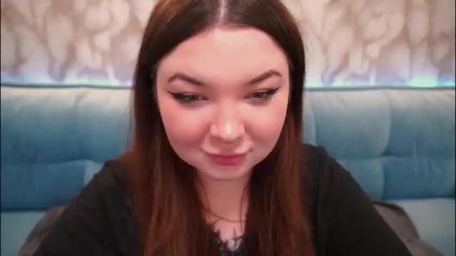 Image 2 of molinmoon Stream on Chaturbate on 29 days ago