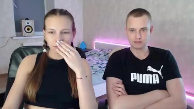 Image 3 of molli_and_stephen Stream on Chaturbate on 16 months ago