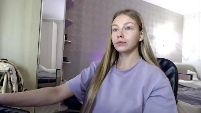 Image 10 of molli_and_tom Stream on Chaturbate on 20 days ago