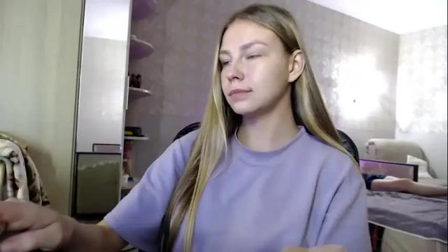 Image 6 of molli_and_tom Stream on Chaturbate on 20 days ago