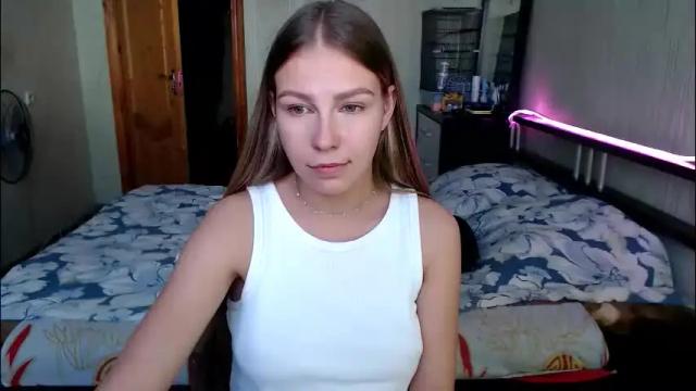 Image 2 of molli_and_tom Stream on Chaturbate on 2 months ago