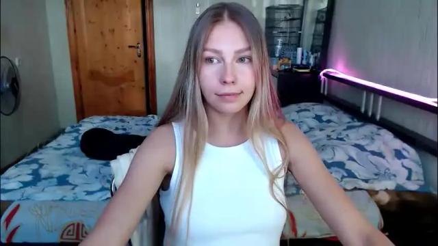 Image 8 of molli_and_tom Stream on Chaturbate on 2 months ago