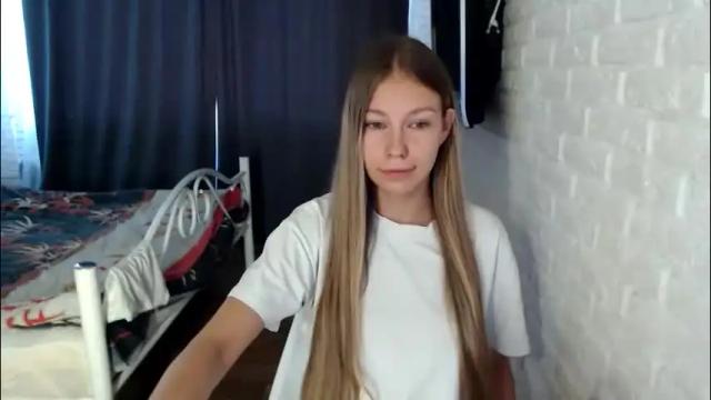 Image 12 of molli_and_tom Stream on Chaturbate on 1 month ago