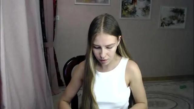 Image 8 of molli_and_tom Stream on Chaturbate on 1 month ago