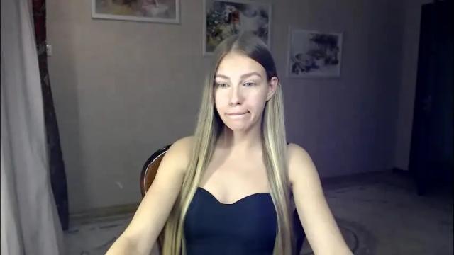 Image 10 of molli_and_tom Stream on Chaturbate on 29 days ago