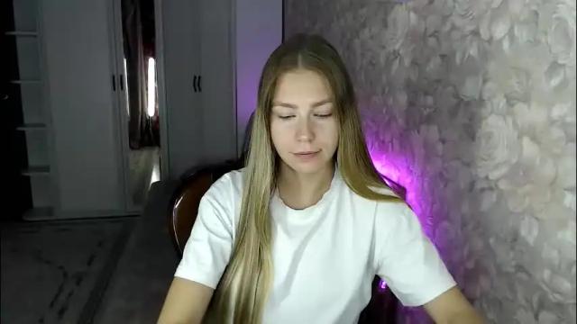 Thumbnail 1, molli_and_tom's Stream at Chaturbate, 13 hours ago