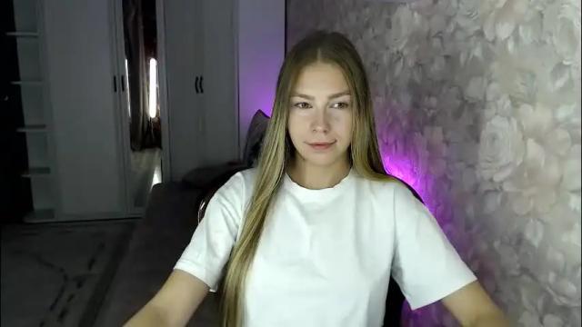 Image 6 of molli_and_tom Stream on Chaturbate on 1 day ago