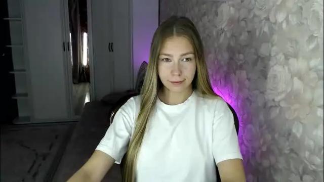 Image 7 of molli_and_tom Stream on Chaturbate on 1 day ago