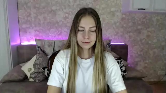 Image 2 of molli_and_tom Stream on Chaturbate on 1 month ago