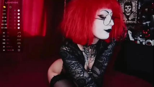 Image 8 of molliunholy Stream on Chaturbate on 1 month ago