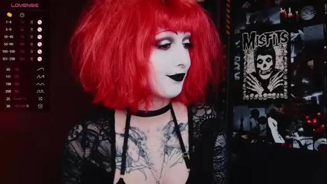 Image 11 of molliunholy Stream on Chaturbate on 1 month ago