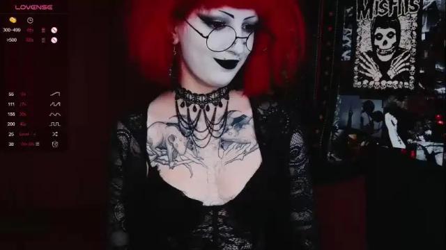 Image 10 of molliunholy Stream on Chaturbate on 1 month ago