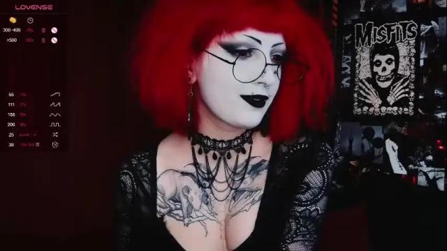 Image 11 of molliunholy Stream on Chaturbate on 1 month ago