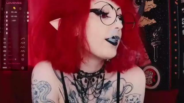 Image 11 of molliunholy Stream on Chaturbate on 15 days ago