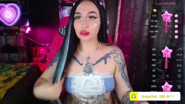 Image 12 of molly___moon Stream on Chaturbate on 15 months ago