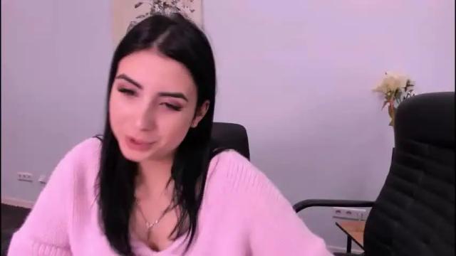 Image 10 of molly__lips Stream on Chaturbate on 18 months ago