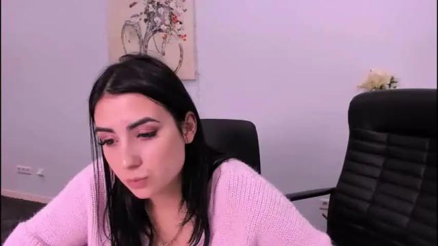 Image 11 of molly__lips Stream on Chaturbate on 18 months ago