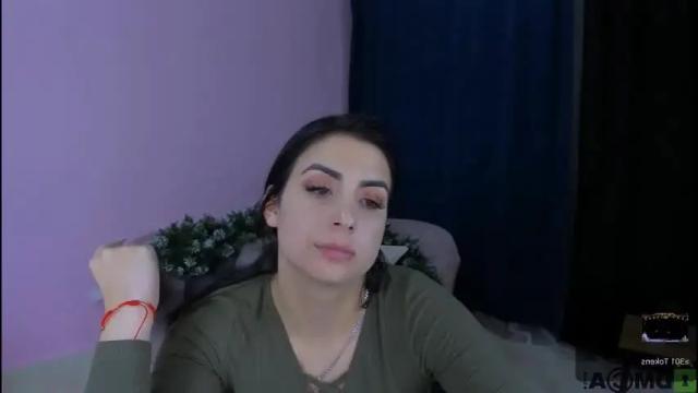 Image 4 of molly__lips Stream on Chaturbate on 18 months ago